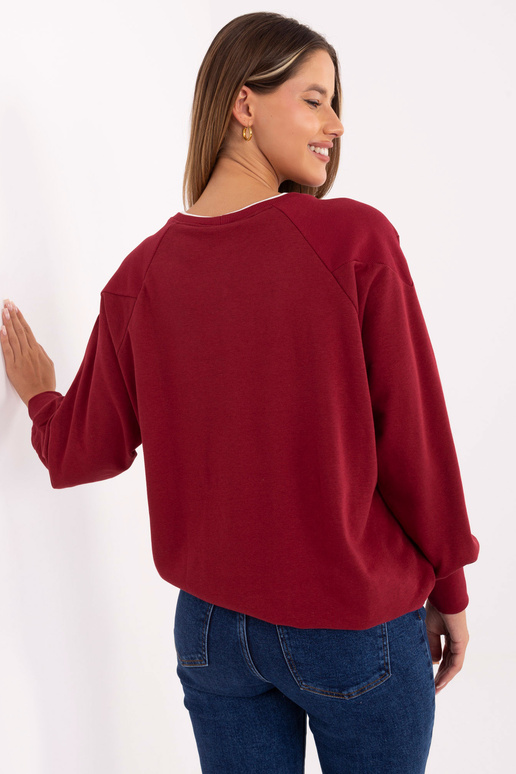 Vyšninės spalvos džemperis