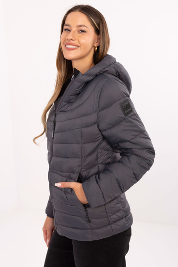 Grafito spalvos striukė