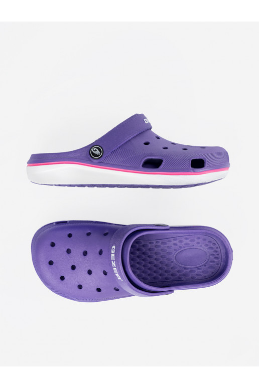 Violetinės spalvos batai typu Crocs Violetinės spalvos batai typu Crocs