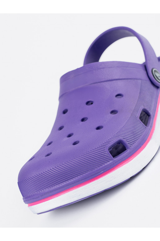Violetinės spalvos batai typu Crocs Violetinės spalvos batai typu Crocs