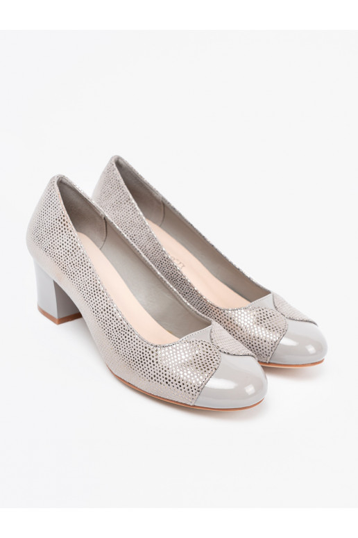 pilkos spalvos aukštakulniai ze m zdobieniem