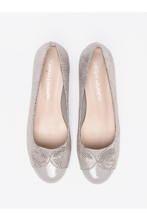 pilkos spalvos aukštakulniai ze m zdobieniem