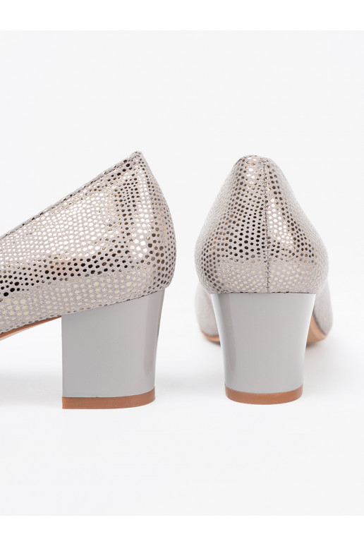 pilkos spalvos aukštakulniai ze m zdobieniem