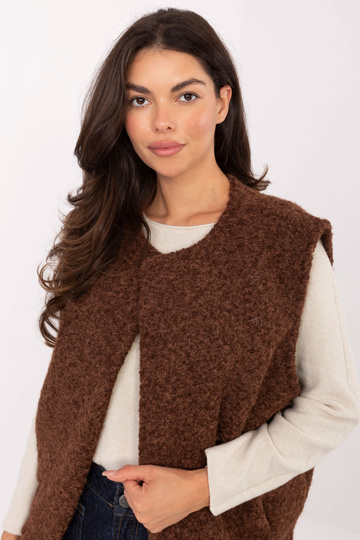 Rudos spalvos liemenė