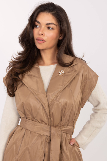 Liemenė kupranugario spalvos 2