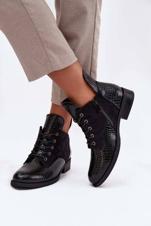 su lako efektu Moteriški aulinukai  Tłoczeniem pašiltinti Vinceza 16477 Juodos spalvos