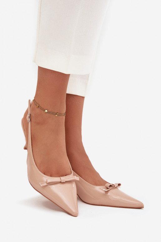 su lako efektu Bateliai su plonais kulniukais su kaspinais Nude Olvena