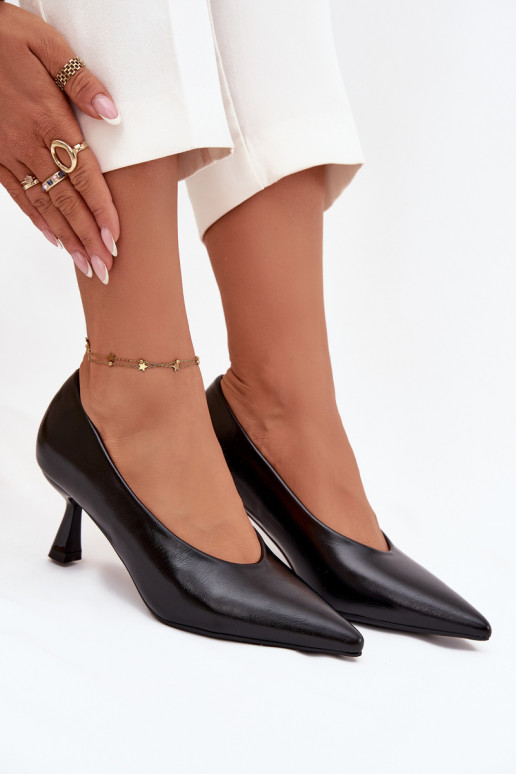 su lako efektu Bateliai su plonais kulniukais Juodos spalvos Gavrielle su lako efektu Bateliai su plonais kulniukais Juodos spalvos Gavrielle