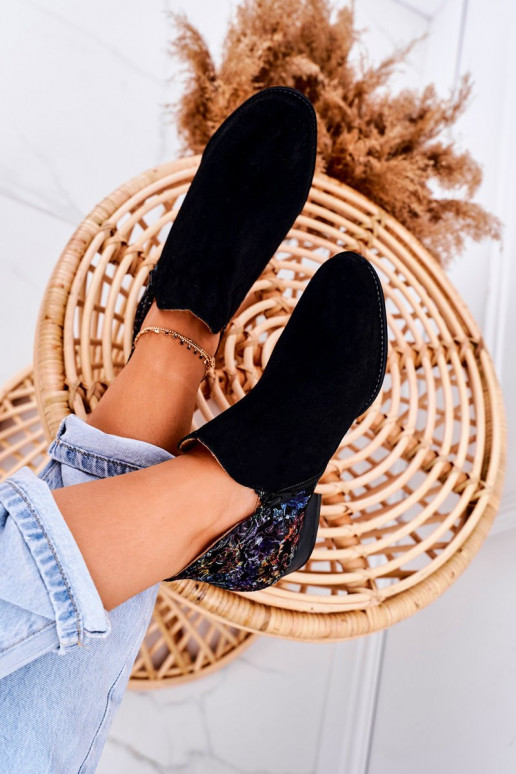 Moteriški aulinukai   Juodos spalvos su gėlėmis 04091-57