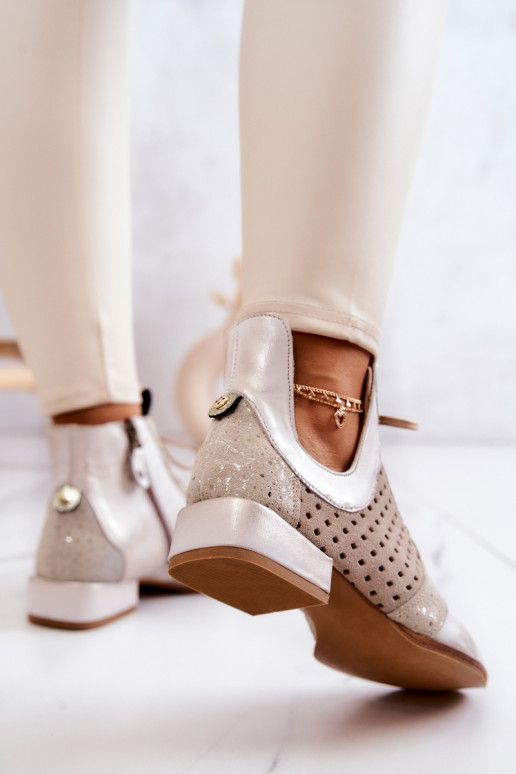 Aulinukai   05541-25 dramblio kaulo spalvos