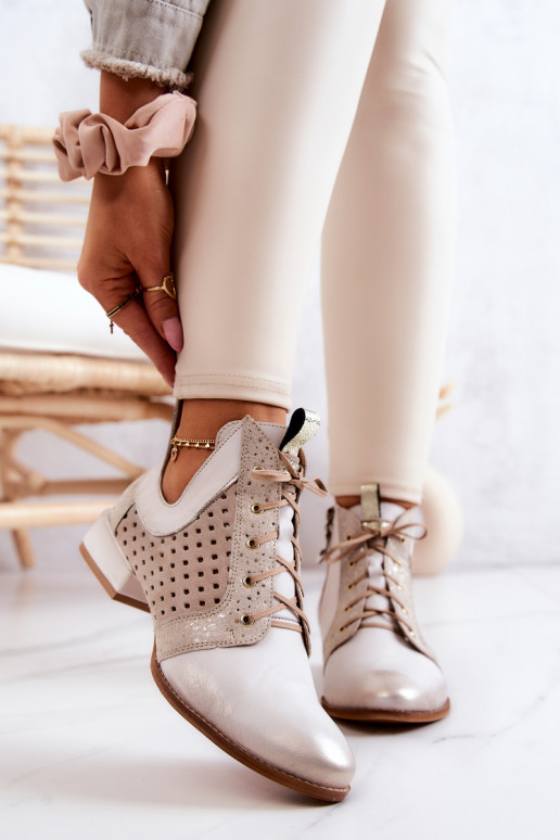 Aulinukai   05541-25 dramblio kaulo spalvos