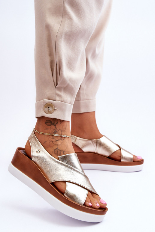   Platforminės basutės aukso spalvos Morgan
