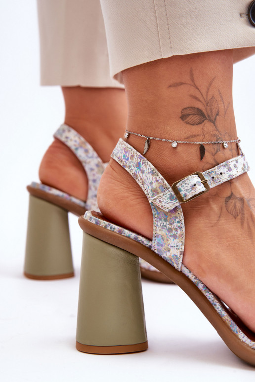 Moteriškos basutės su kulniukais  06029-24 Baltos-žalios spalvos