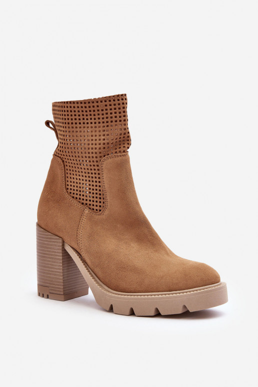 Zomšiniai ažūriniai aulinukai su kulnu rudos spalvos  3386