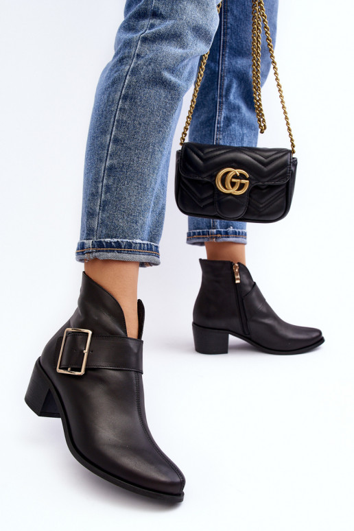 Aulinukai  su neaukštais kulniukais su sagtimis Juodos spalvos Liliane