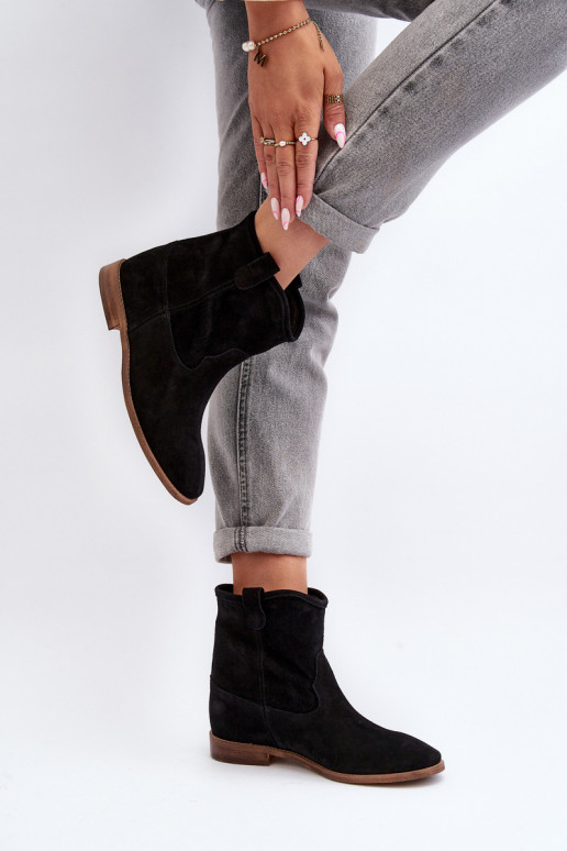 Zazoo 2326 iš zomšos Įsispiriamo modelio Moteriški aulinukai Juodos spalvos