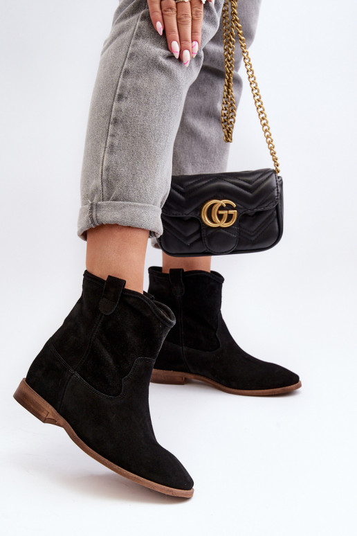 Zazoo 2326 iš zomšos Įsispiriamo modelio Moteriški aulinukai Juodos spalvos