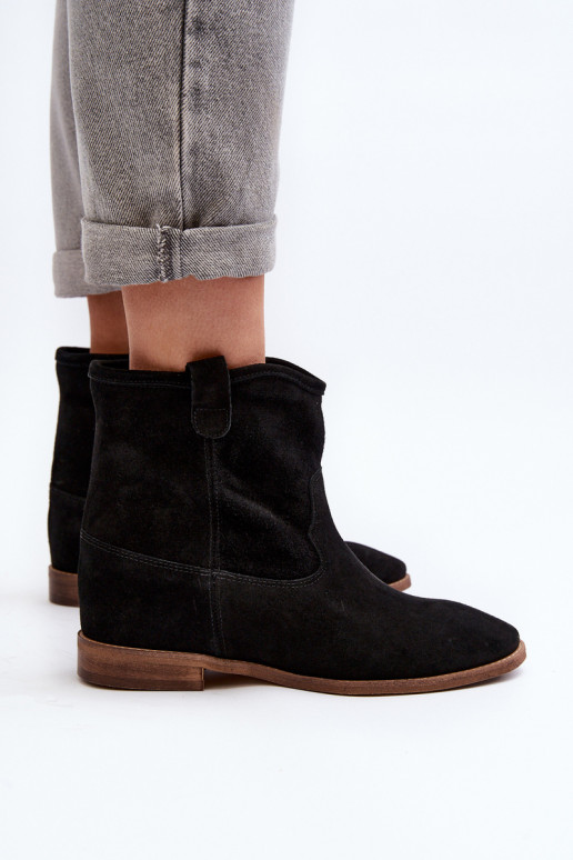 Zazoo 2326 iš zomšos Įsispiriamo modelio Moteriški aulinukai Juodos spalvos