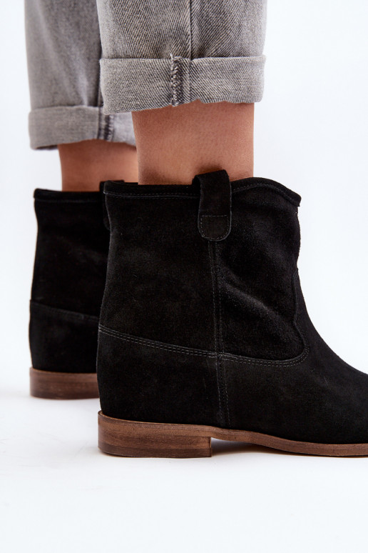 Zazoo 2326 iš zomšos Įsispiriamo modelio Moteriški aulinukai Juodos spalvos