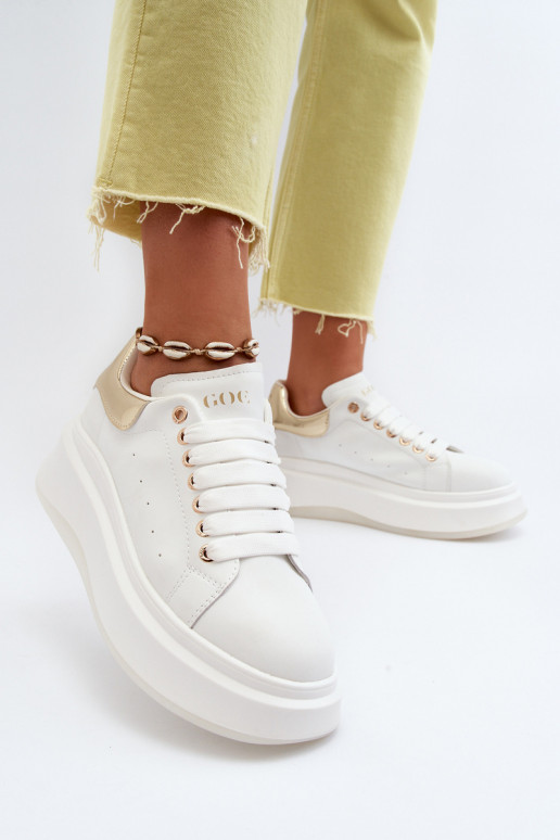 modelio batai  GOE NN2N4031 baltos spalvos    modelio batai  GOE NN2N4031 baltos spalvos