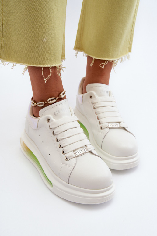  modelio batai    GOE NN2N4029 baltos spalvos