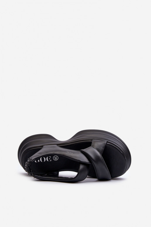 Moteriškos basutės  su madingais masyviais padais Juodos spalvos GOE NN2N4106