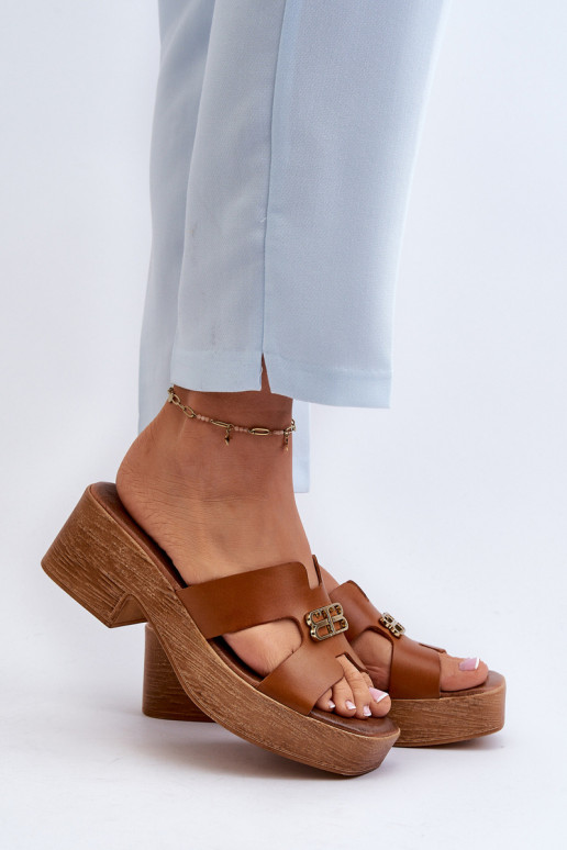 Zazoo 40412   Elegantiško stiliaus Moteriškos šlepetės su aukso spalvos detalėmis rudos spalvos