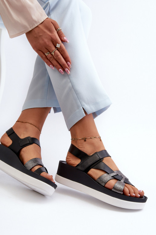 Zazoo 40397  Moteriškos basutės su platforma Juodos spalvos