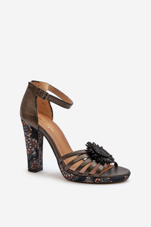 Moteriškos aukštakulnės basutės su ornamentais  06620-20 pilkos spalvos