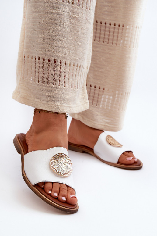 Zazoo 2938 Šlepetės su plačiais kulniukais su ornamentais baltos spalvos