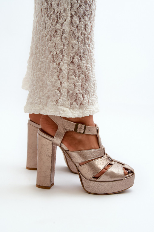 Moteriškos aukštakulnės basutės    06050-25 aukso spalvos