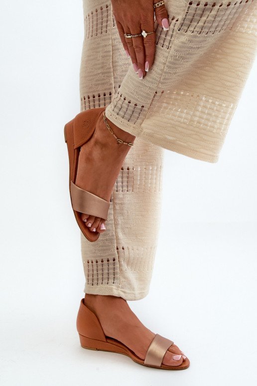 Moteriškos basutės  1971-68 rudos-aukso spalvos