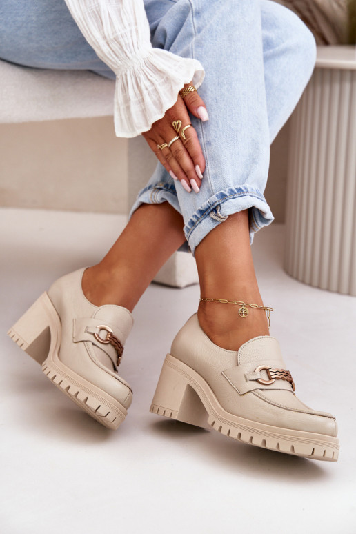 Zazoo 20175 batai  su kulniukais natūralios odos dramblio kaulo spalvos