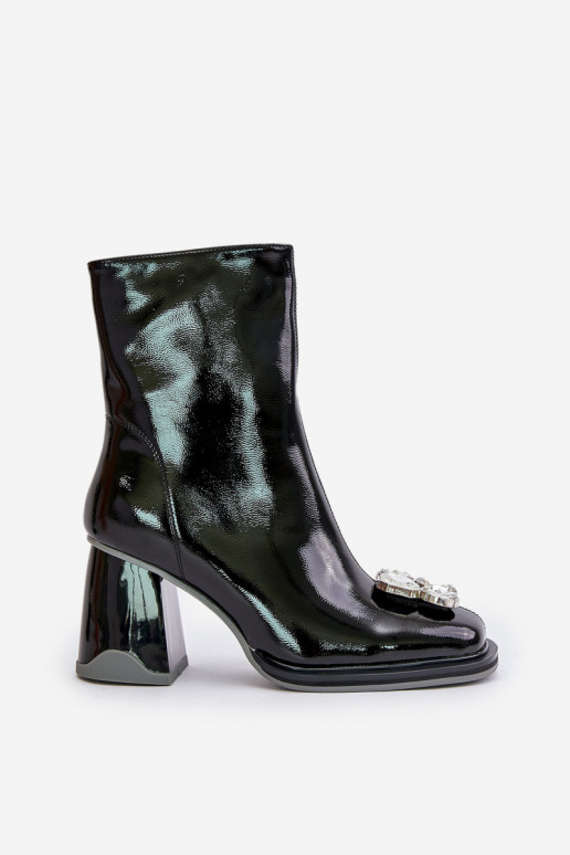 su lako efektu Moteriški aulinukai su ornamentais D&A MR880-019 Juodos spalvos