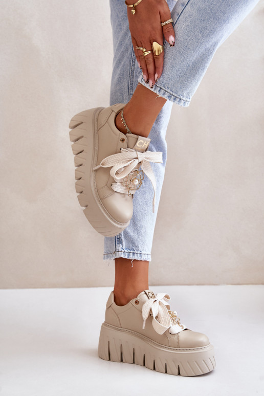  modelio batai  su madingais masyviais padais su aukso spalvos detalėmis CheBello 4530 smėlio spalvos