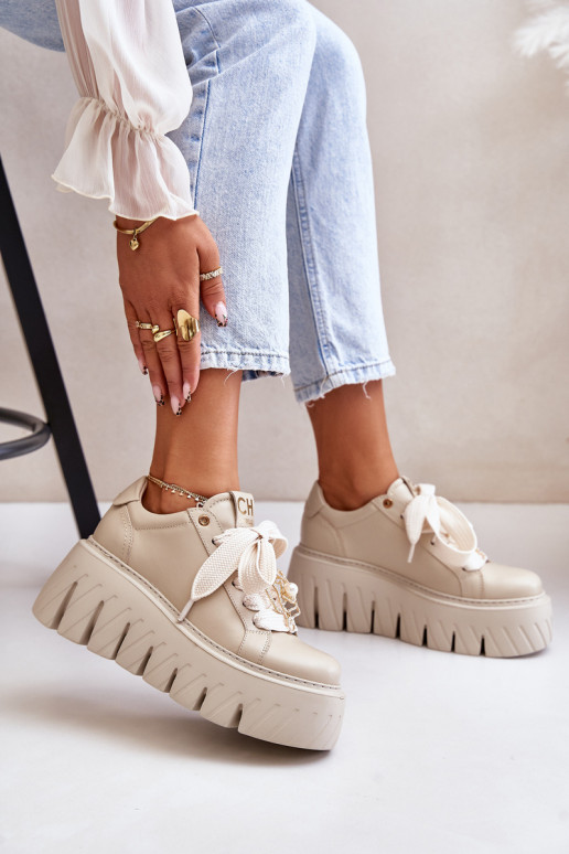  modelio batai  su madingais masyviais padais su aukso spalvos detalėmis CheBello 4530 smėlio spalvos