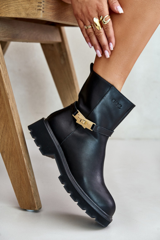 Aulinukai  su dirželiais pašiltinti GOE OO2N4150 Juodos spalvos