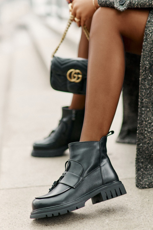 Aulinukai su plačiais kulniukais su ornamentais pašiltinti Juodos spalvos Asperra