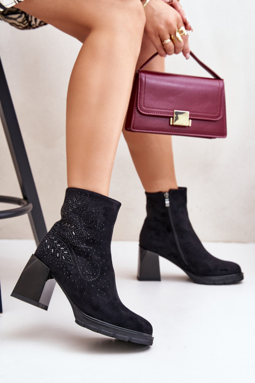 pašiltinti Moteriški aulinukai  D&A MR880-130 Juodos spalvos