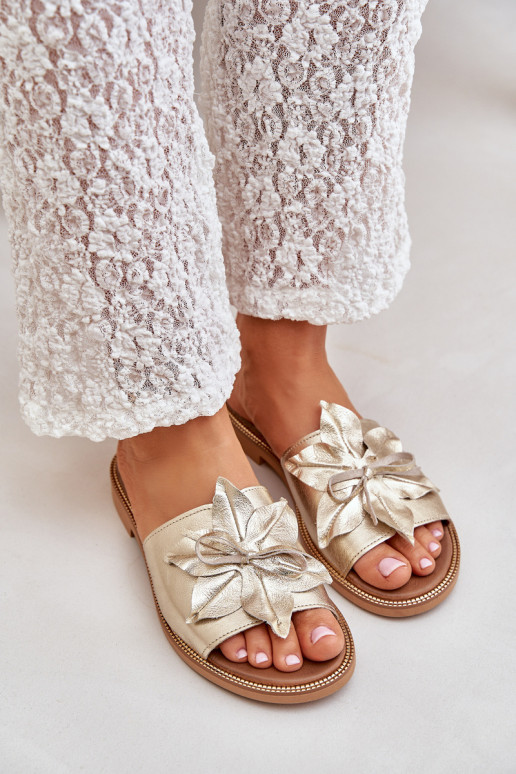 Šlepetės su ornamentais natūralios odos Zazoo 3667 aukso spalvos