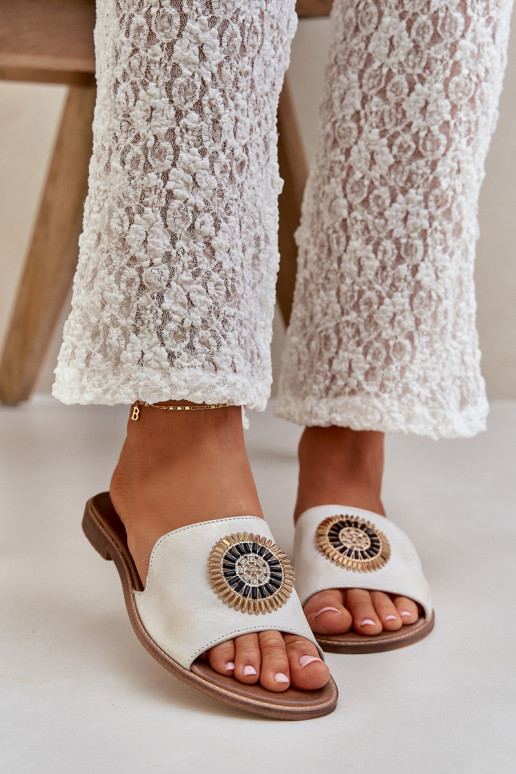 Šlepetės su ornamentais su plačiais kulniukais  3047/O aukso spalvos Przecierany