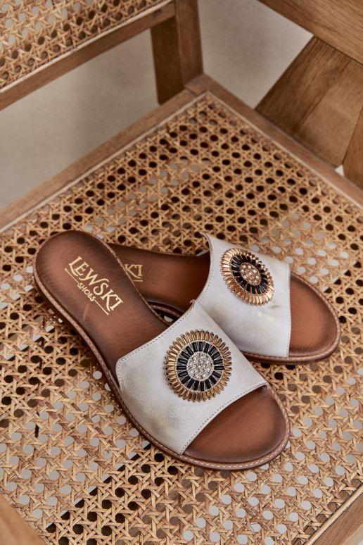 Šlepetės su ornamentais su plačiais kulniukais  3047/O aukso spalvos Przecierany