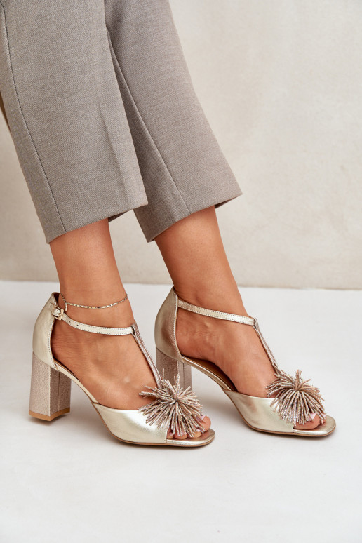 basutės   su kulniukais su ornamentais Laura Messi 2758 aukso spalvos