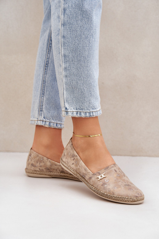 Elegantiško stiliaus Zomšinės espadrilės su gėlytėmis  Zazoo 10177 smėlio spalvos