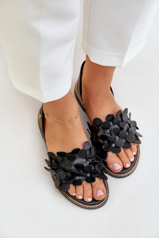 Moteriškos basutės su plačiais kulniukais Zazoo 40425 Juodos spalvos