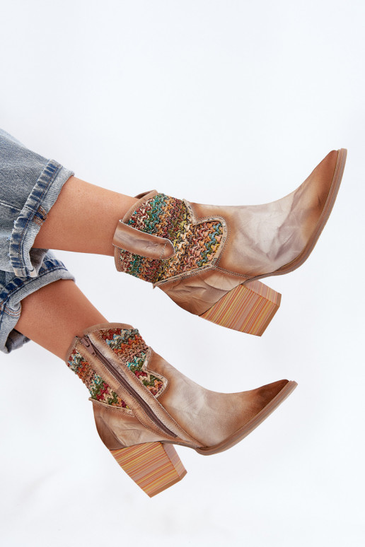 Aulinukai kaubojiško stiliaus su kulniukais dekoruoti Plecionką  06810-29 įvairių spalvų