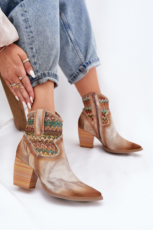 Aulinukai kaubojiško stiliaus su kulniukais dekoruoti Plecionką  06810-29 įvairių spalvų