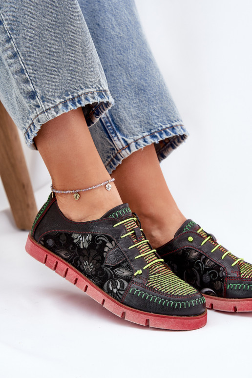   batai    06784-20 Juodos spalvos