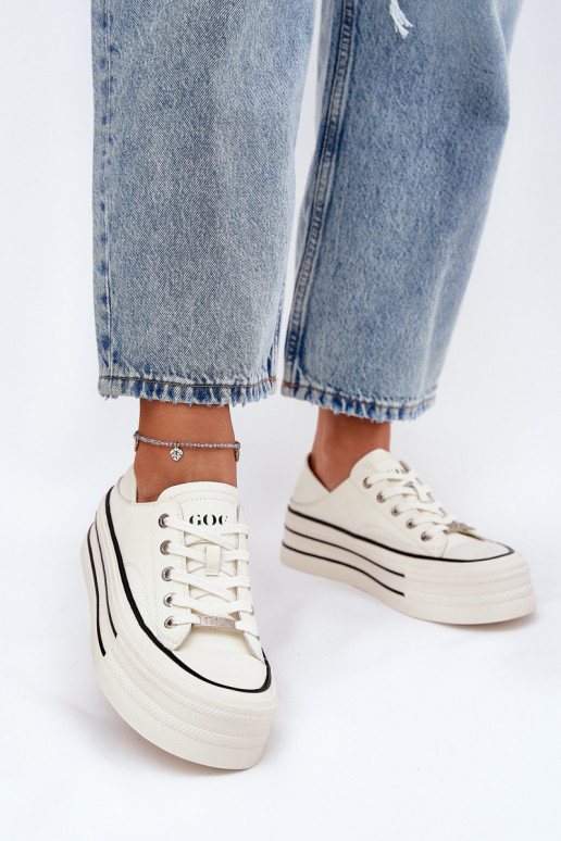   Laisvalaikio bateliai su platforma GOE RR2N4106 baltos spalvos