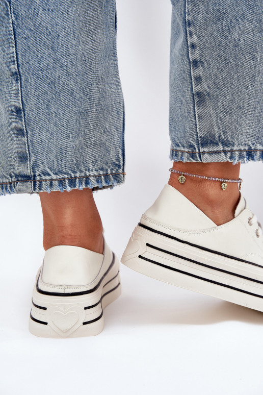   Laisvalaikio bateliai su platforma GOE RR2N4106 baltos spalvos